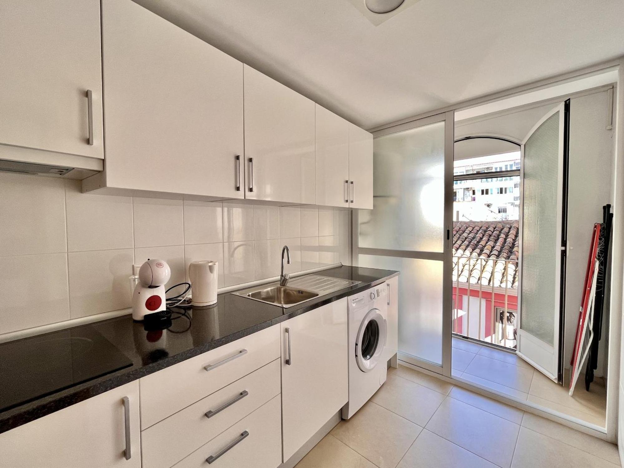 Rouna Iii By Gloove Apartment